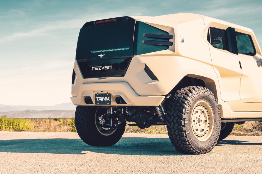  Rezvani Tank Military Edition 2018 года  (фото 24 из 26)